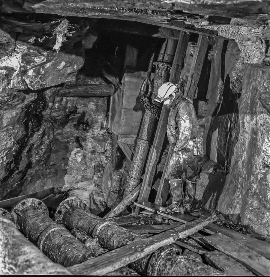 Bedford United engine shaft 1984